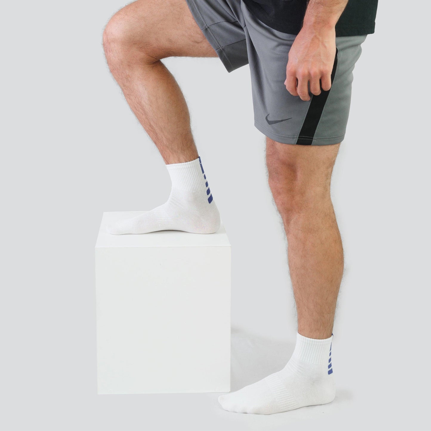 MVA | Pack de 3 Pares Surtidos de Calcetines Unisex Deportivos | Ricos en Algodón | Altos - Underwear Essentials