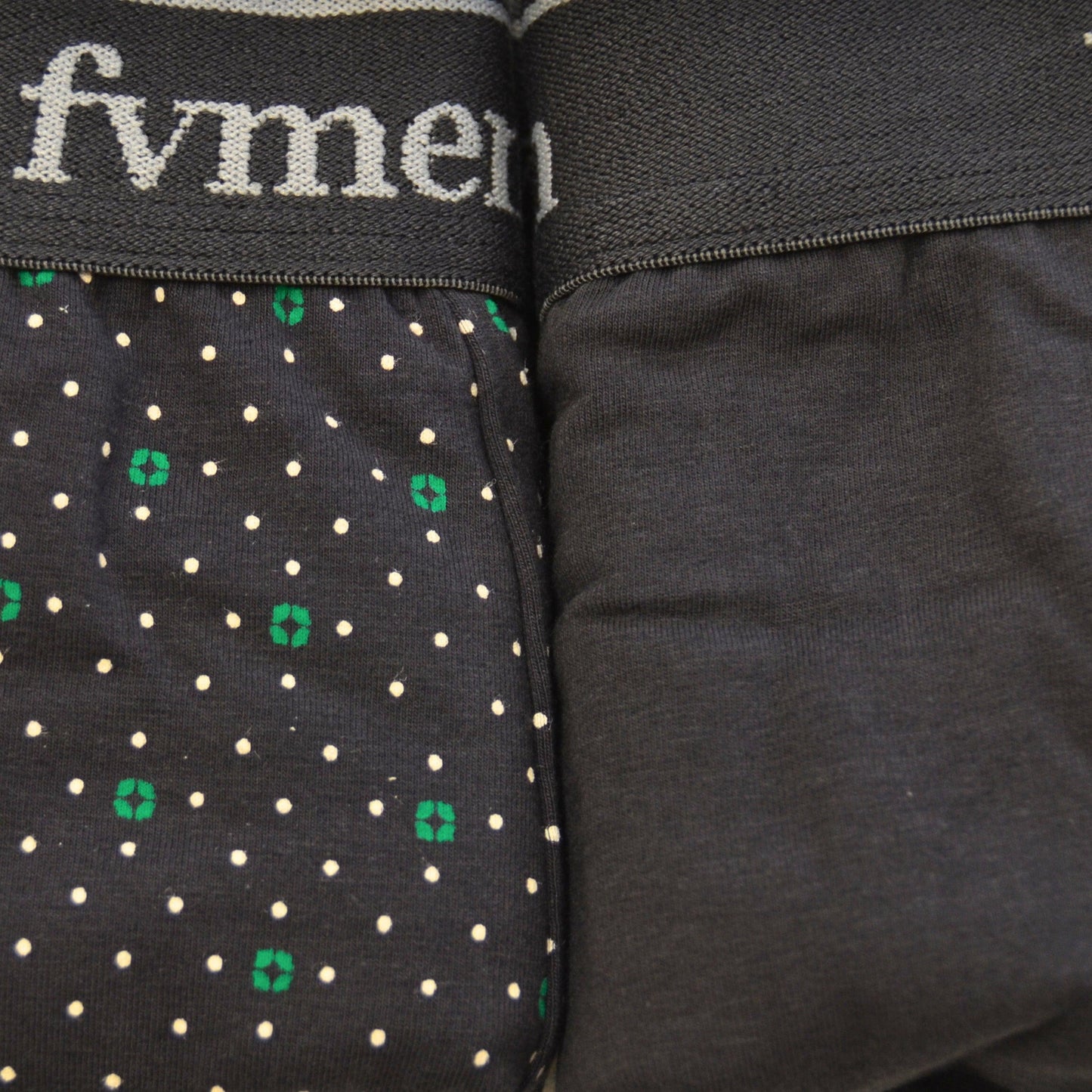 FEVI | Pack de 6 Boxers | 95% Algodón | 3 Lisos y 3 Estampados | Colores : Negro, Gris y Marino | Transpirables - Underwear Essentials