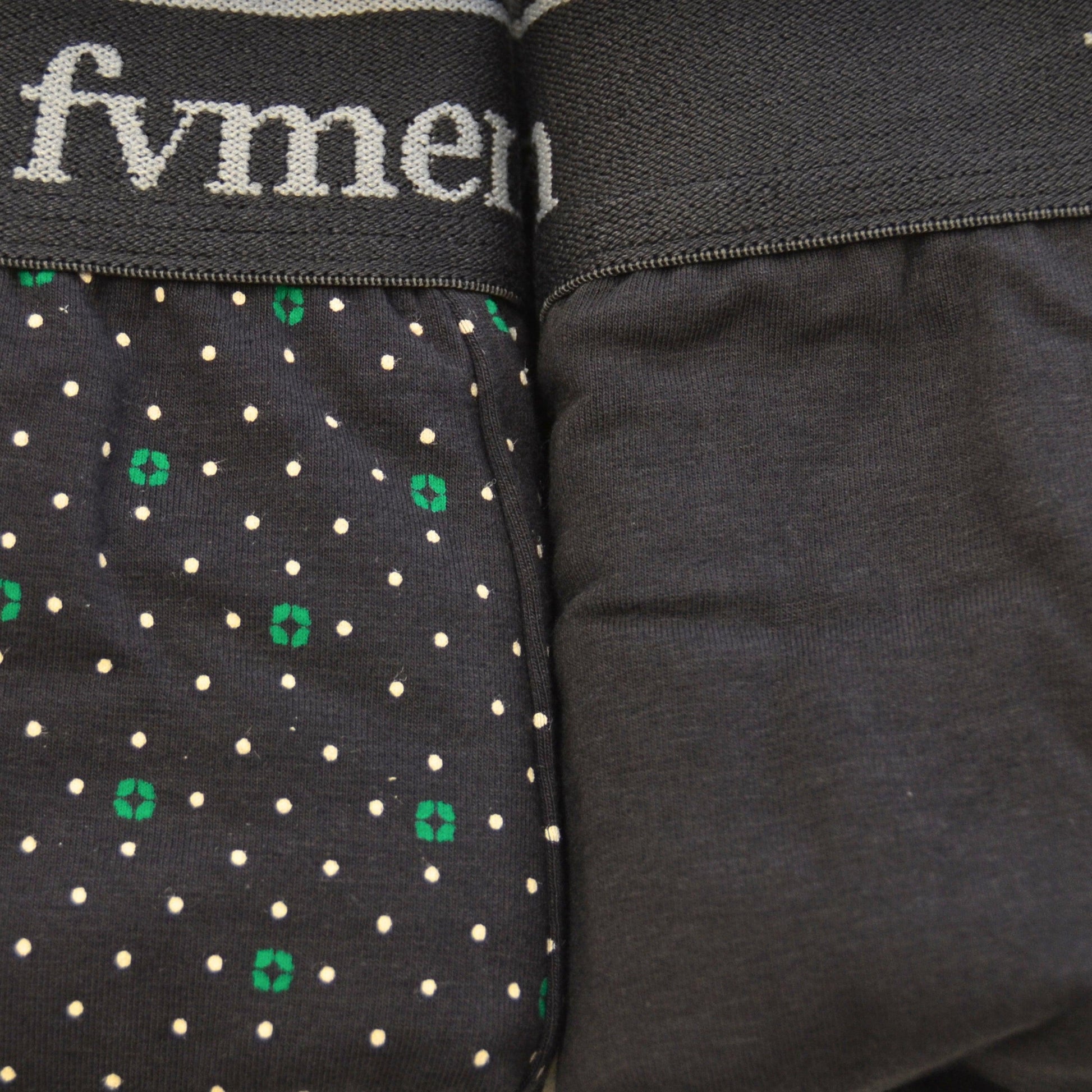 FEVI | Pack de 6 Boxers | 95% Algodón | 3 Lisos y 3 Estampados | Colores : Negro, Gris y Marino | Transpirables - Underwear Essentials