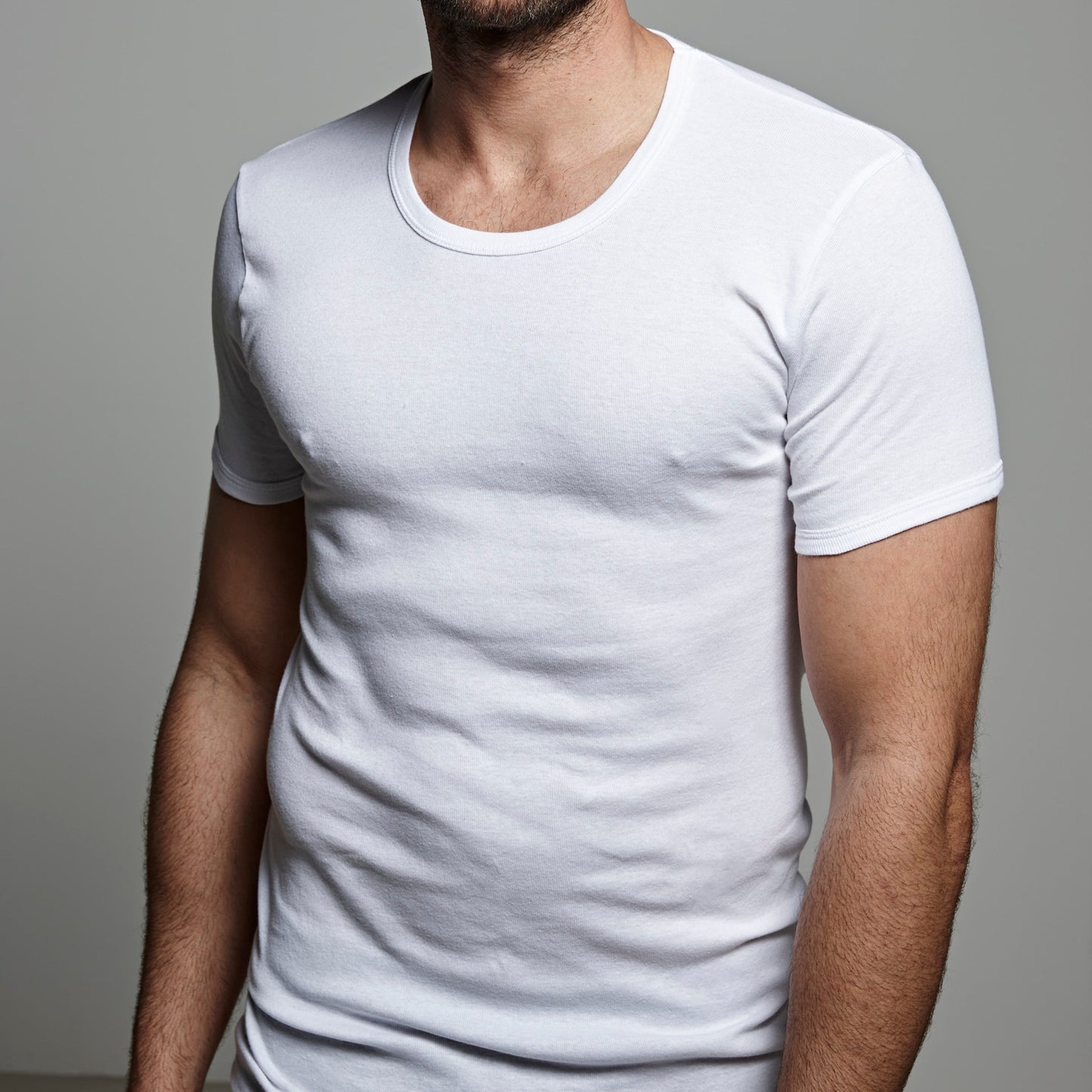 DON ALGODON | Camiseta Interior de Manga Corta Blanca | 100% Algodon | Transpirable | 4 Tallas | Se Adapta al Cuerpo | Suave y Confortable | Acabados Reforzados | Hilo Compacto